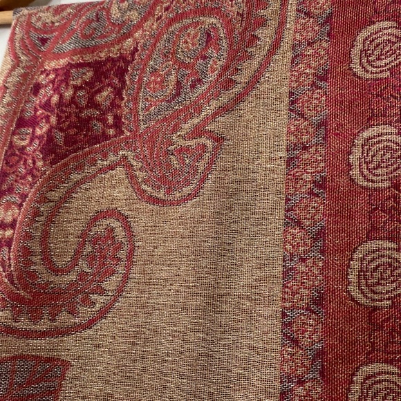Red, Gold, Silver Pashmina Wrap/ Stole w Tassel Fringe, Roses & Paisley Print - Picture 7 of 14